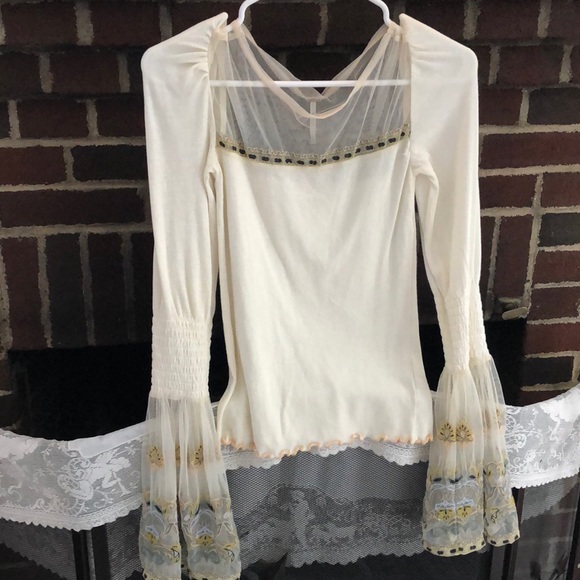 Free People High Tides Bell Sleeve Top - Picture 2 of 4